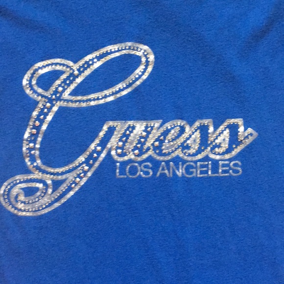 GUESS T-Shirt - Picture 2 of 3